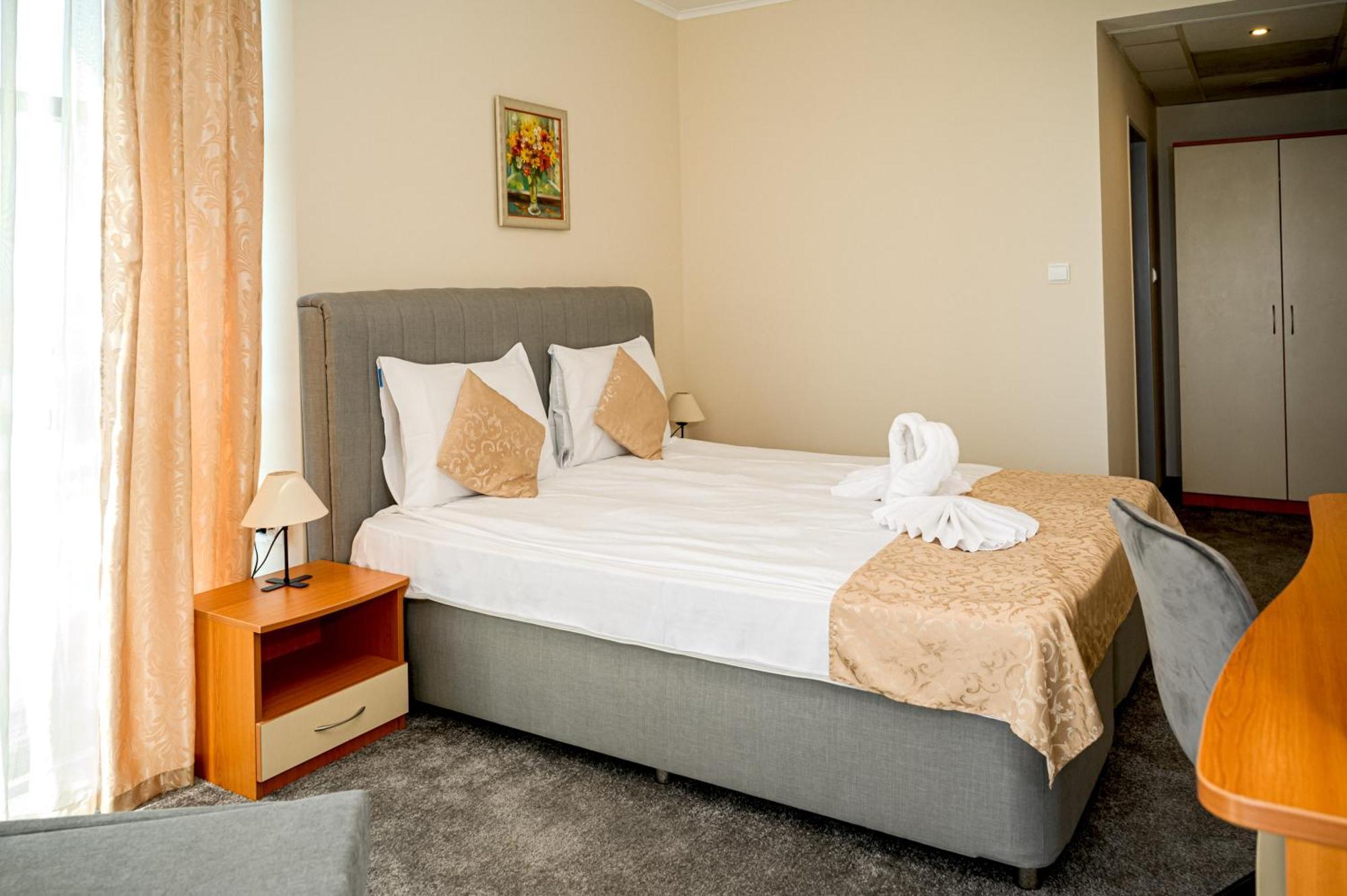 Paradise Hotel & Relax Center Πομόριε Εξωτερικό φωτογραφία