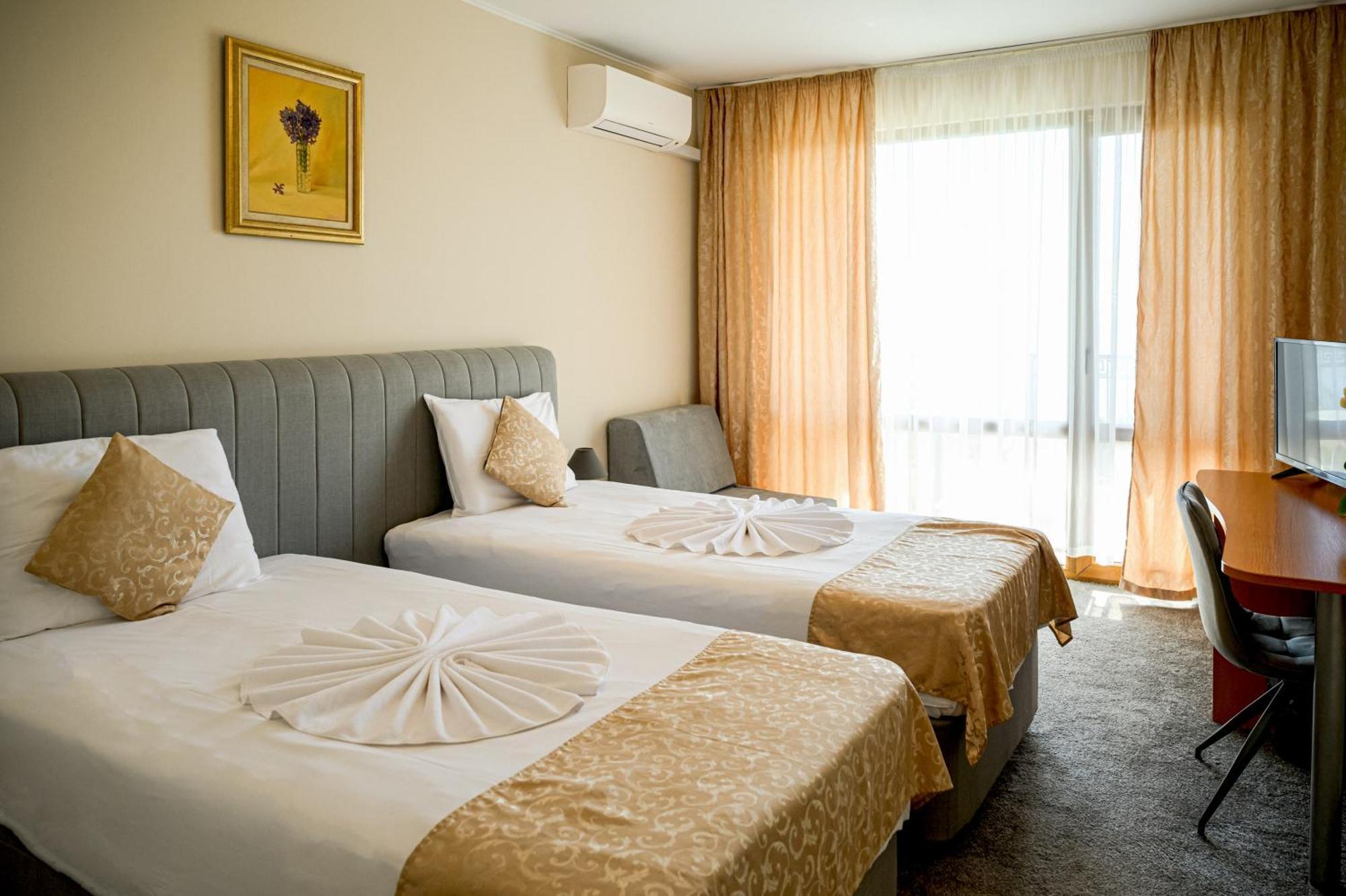 Paradise Hotel & Relax Center Πομόριε Εξωτερικό φωτογραφία